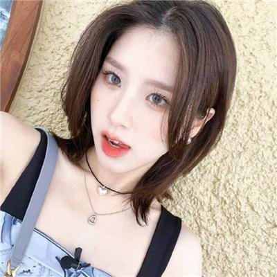 黑影窥窗